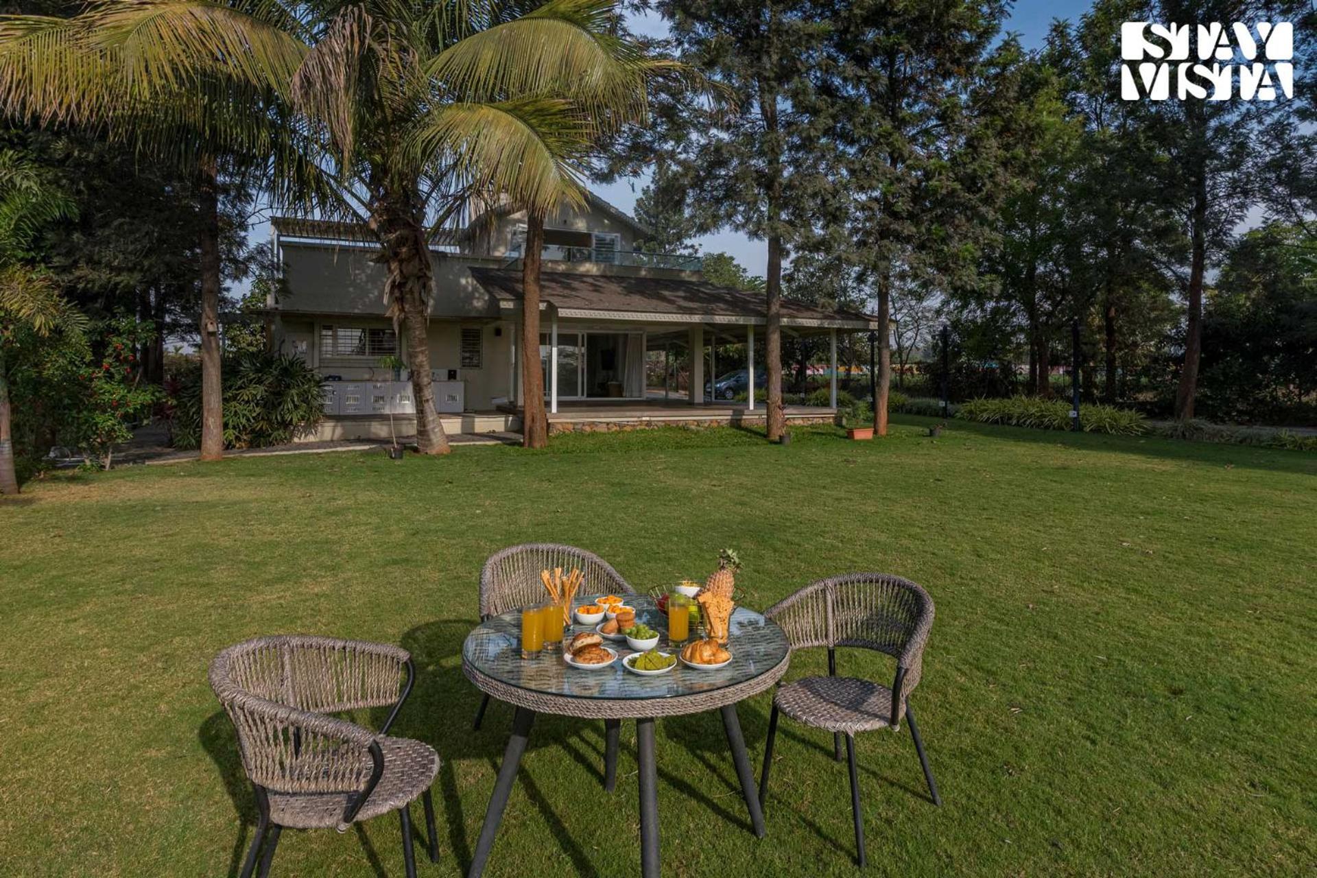 Stayvista'S Silver Grove - Serene Haven With Expansive Lawn & Terrace ناسيك المظهر الخارجي الصورة