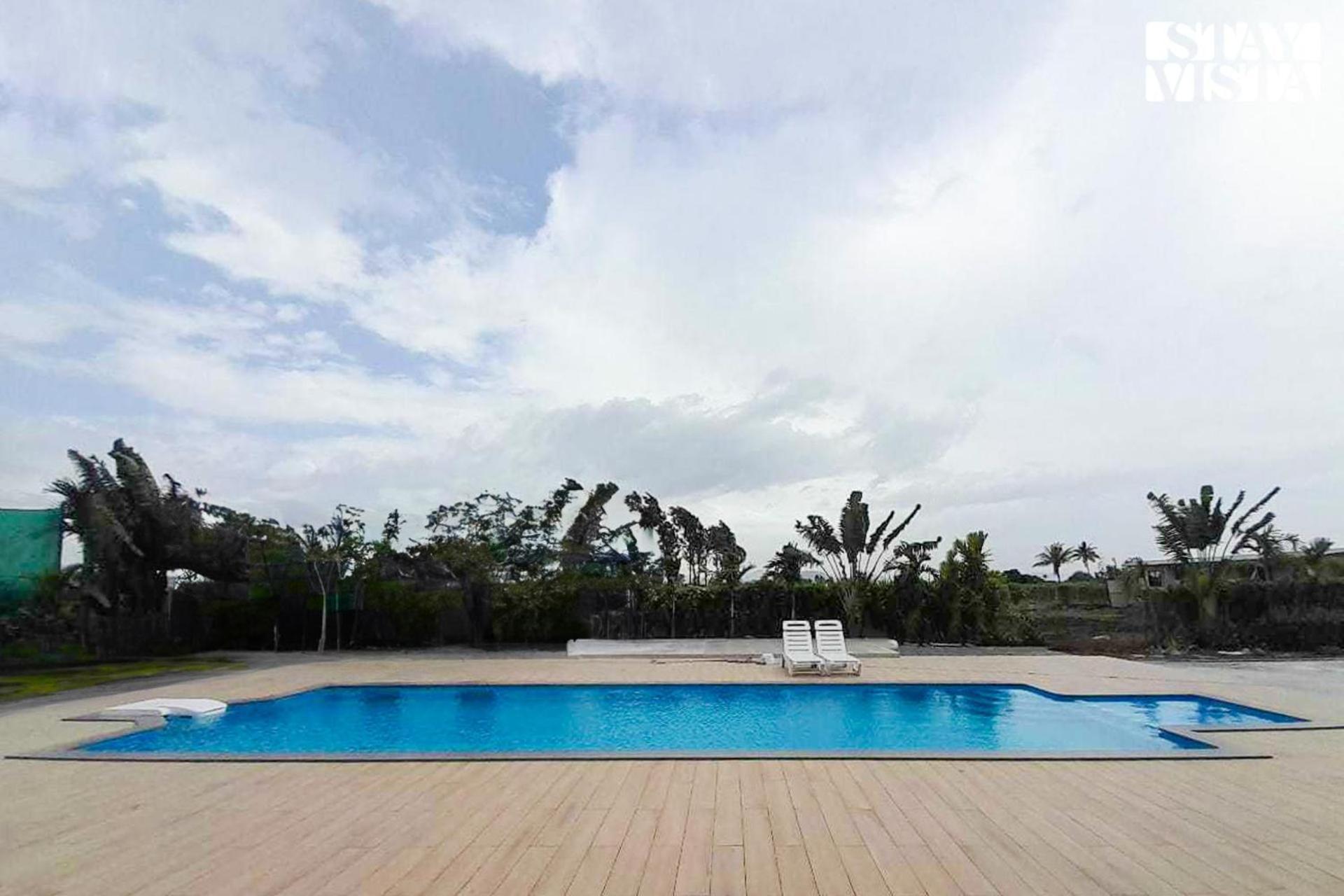 Stayvista'S Silver Grove - Serene Haven With Expansive Lawn & Terrace ناسيك المظهر الخارجي الصورة